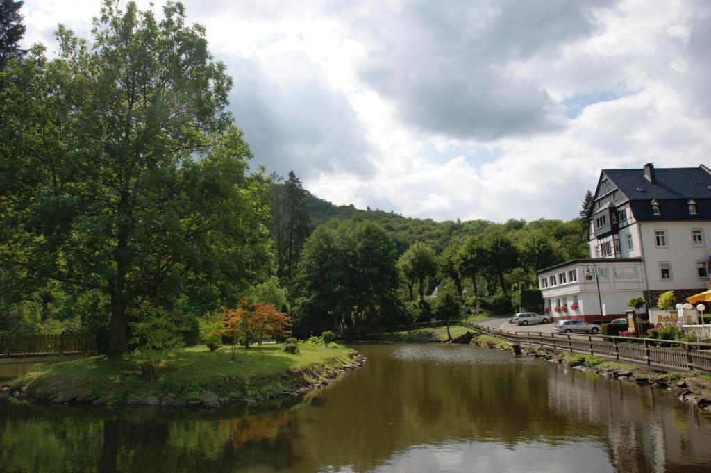 Bertricher Hof Hotel Garni Bad Bertrich Dış mekan fotoğraf