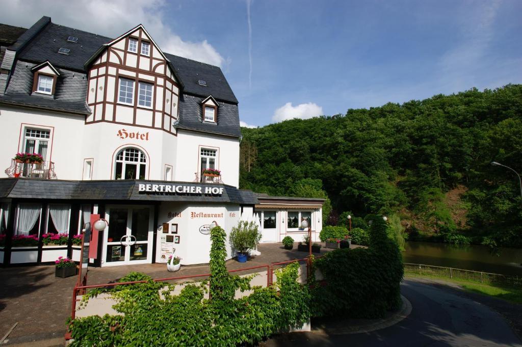 Bertricher Hof Hotel Garni Bad Bertrich Dış mekan fotoğraf